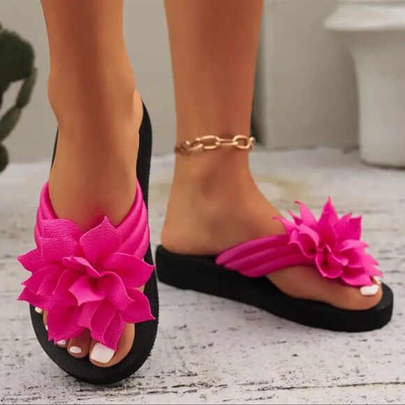 Women's Vibrant Pink Floral Sandals - Picture 5 of 5